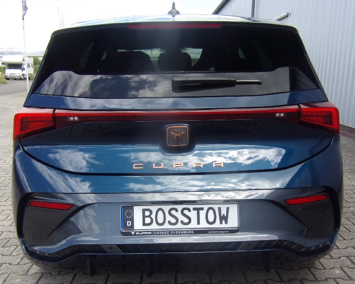 Anhängerkupplung für Cupra-Born nur für Heckträgerbetrieb, Montage nur bei uns im Haus, Baureihe 2023- V-abnehmbar